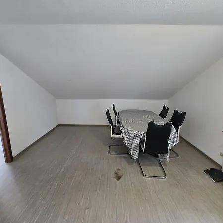 Quarto em Acomodações Particulares Freundliches Mit Gemeinschaftskueche Und Gemeinschaftsbad *